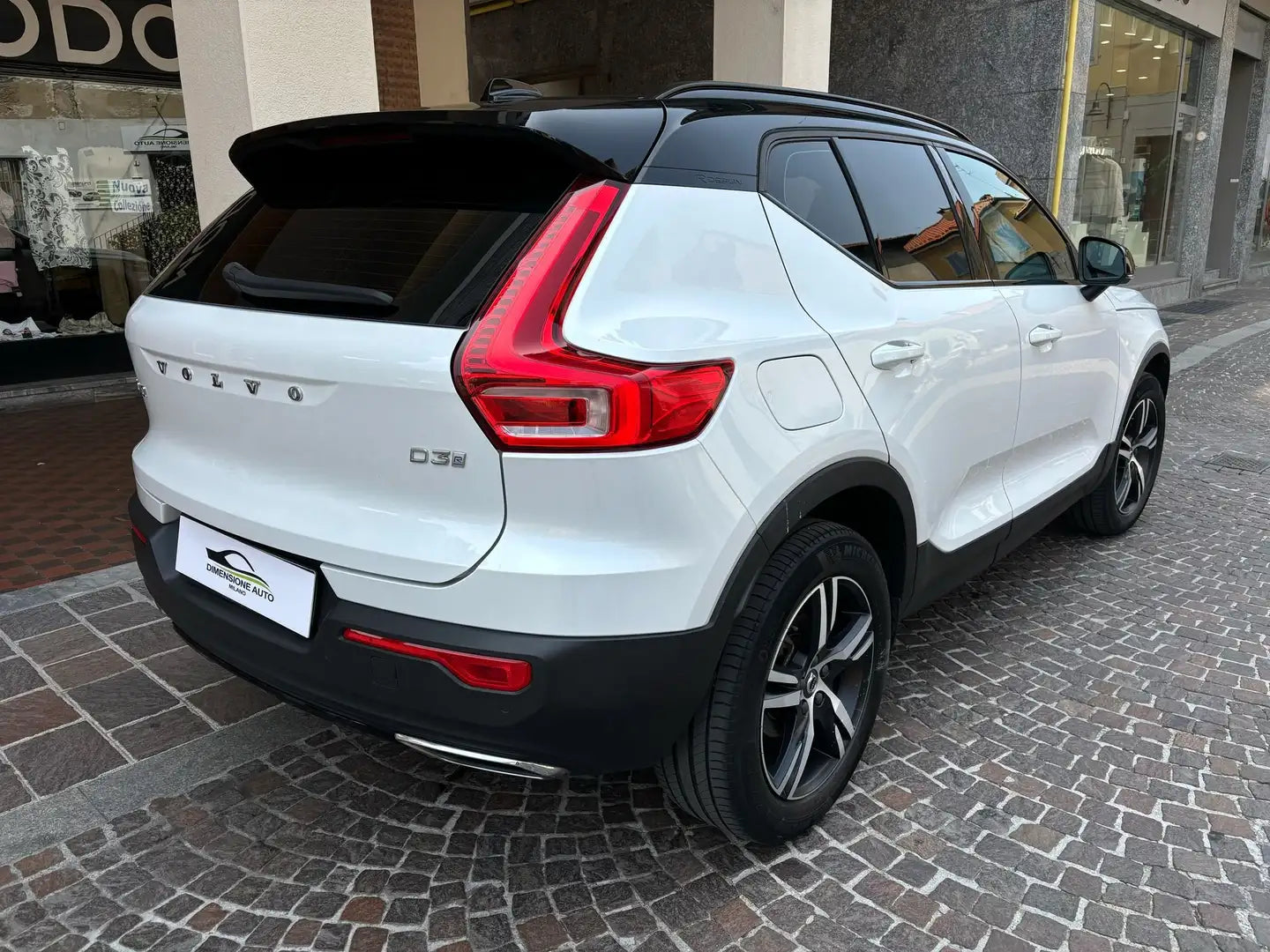 Volvo XC40 2.0 d3 R-design my21