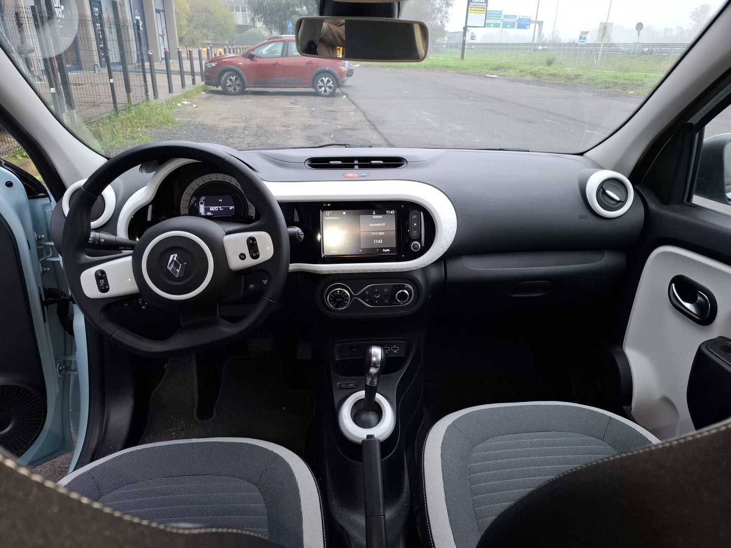 Renault Twingo 2021 full eletcric zen