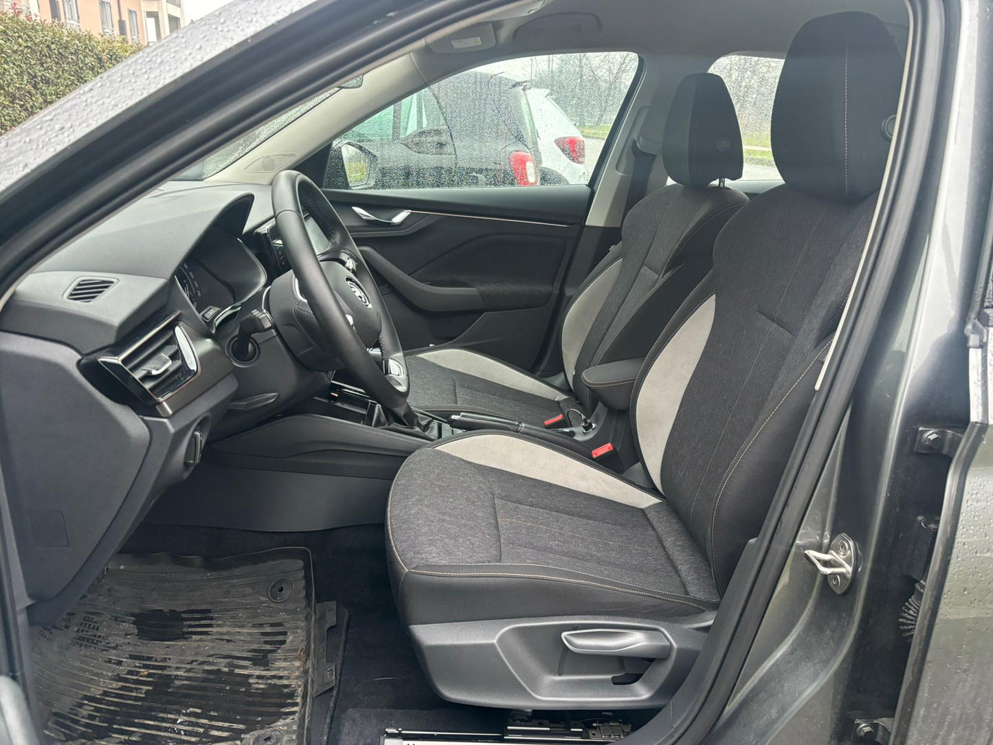 Skoda Kamiq 1.5 TSI ACT DSG Black Dots