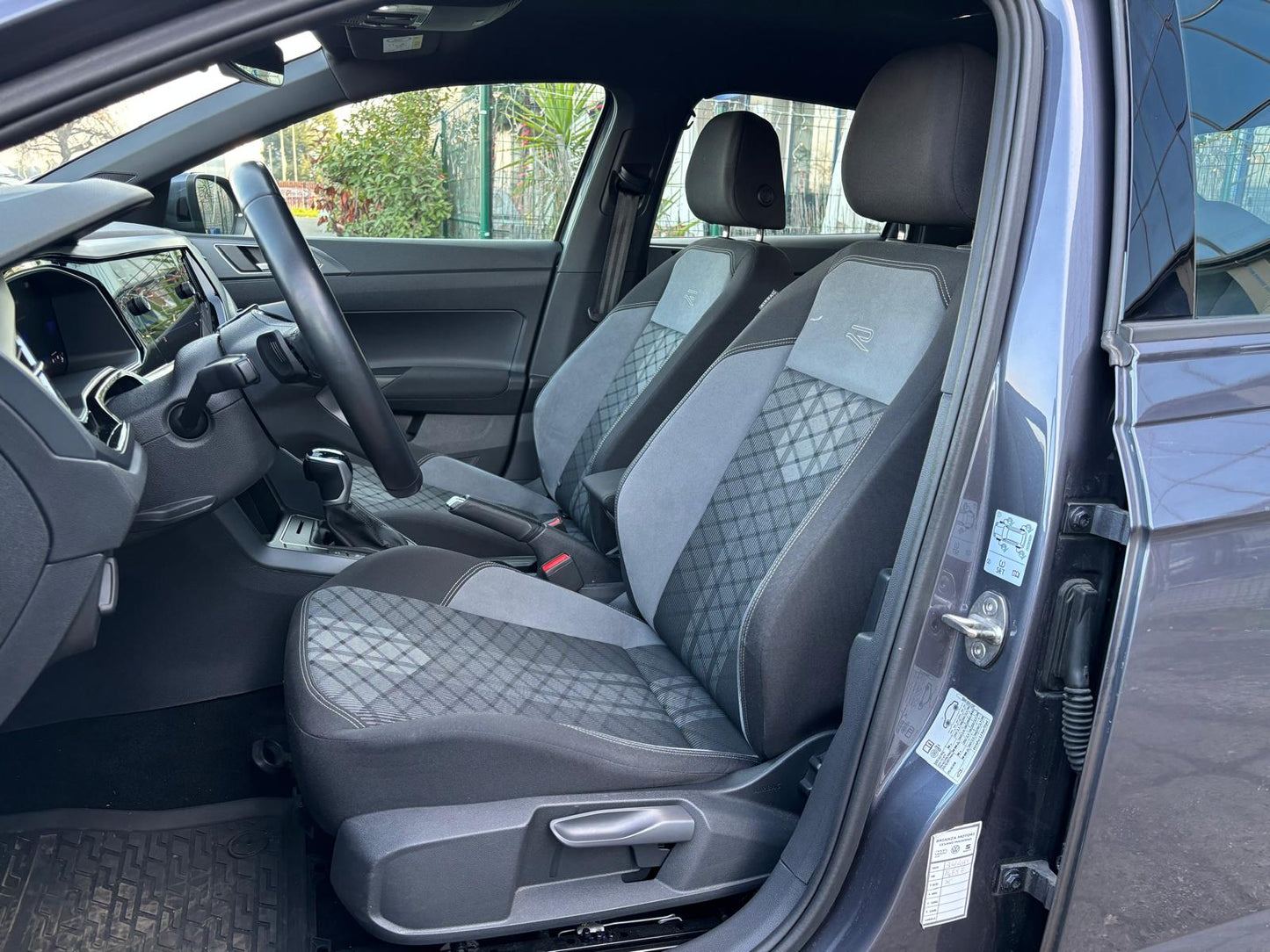 Volkswagen Taigo R-line Dsg