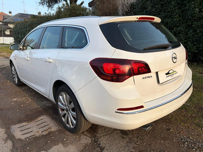 Opel Astra Sport Tourer Cosmo