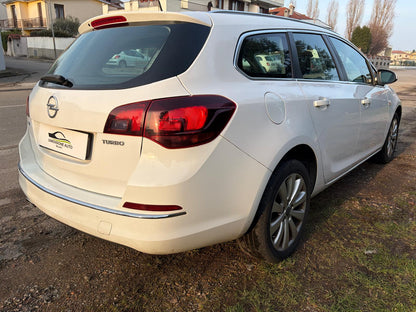 Opel Astra Sport Tourer Cosmo