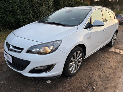 Opel Astra Sport Tourer Cosmo