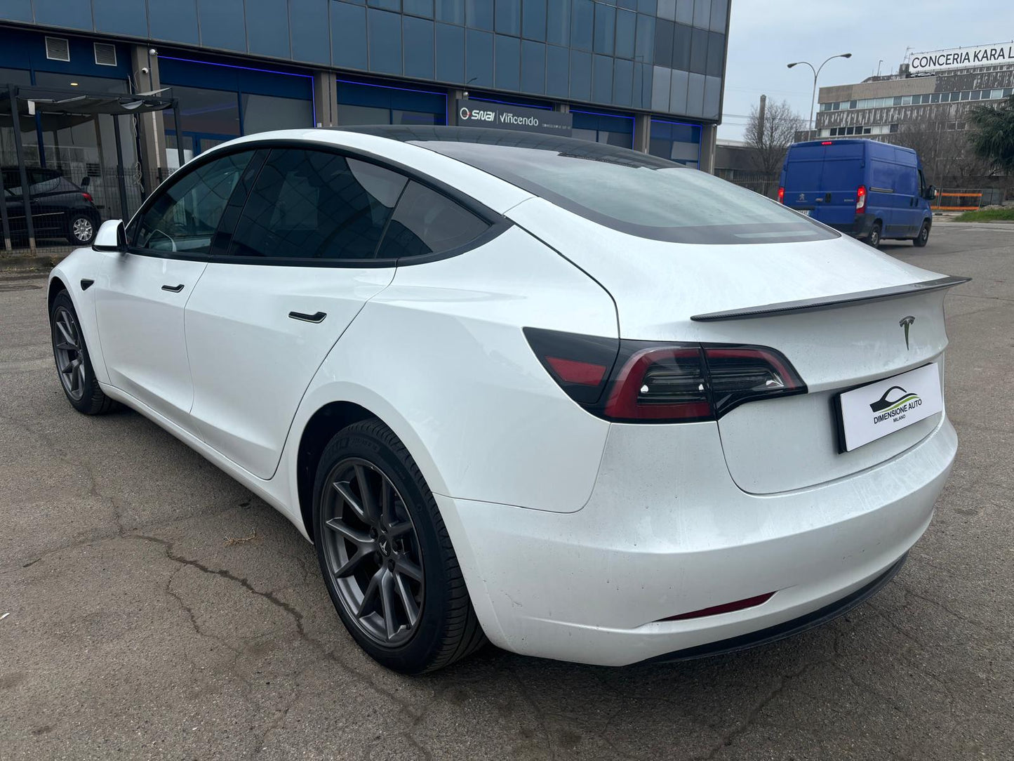 Tesla Model 3 Standard rwd Plus
