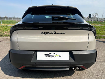 Alfa Romeo Junior 1.2 ibrida 136cv